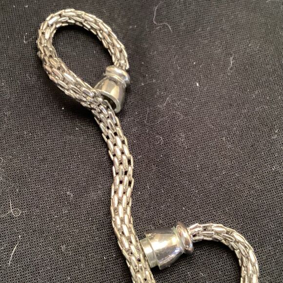 Silvertone and Ivory Magnetic Closure Necklace - Picture 4 of 5